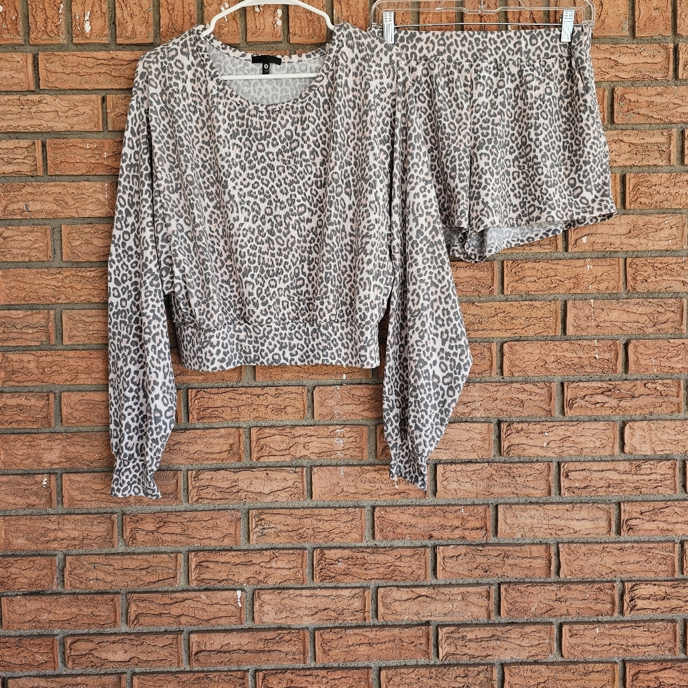 Leopard Print Two-Piece Pajama Set - Taupe/Black